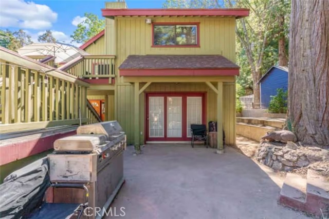 Detail Gallery Image 4 of 43 For 26249 Alpine, Twin Peaks,  CA 92391 - 4 Beds | 3 Baths