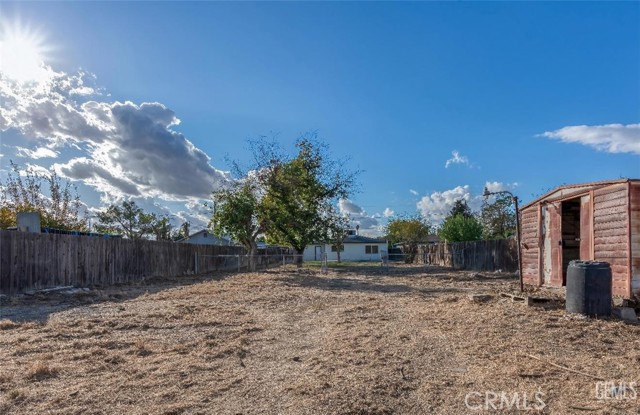 Detail Gallery Image 33 of 36 For 301 Ohio Dr, Bakersfield,  CA 93307 - 3 Beds | 1 Baths