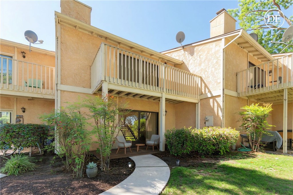 158 Flag Way