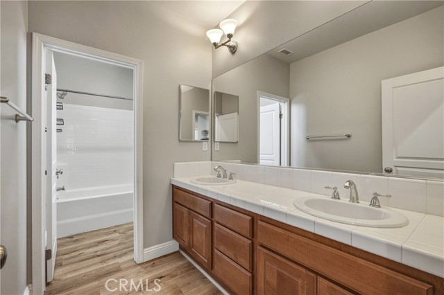 Detail Gallery Image 19 of 28 For 32056 Red Mountain, Temecula,  CA 92592 - 4 Beds | 2/1 Baths