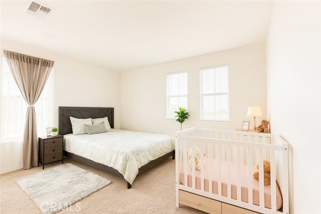 Detail Gallery Image 7 of 12 For 4010 E Catalina St, Ontario,  CA 91761 - 5 Beds | 3 Baths