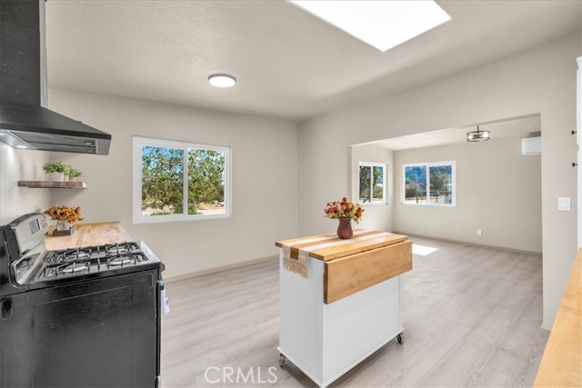 Detail Gallery Image 13 of 38 For 6186 Abronia, Twentynine Palms,  CA 92277 - 2 Beds | 1 Baths