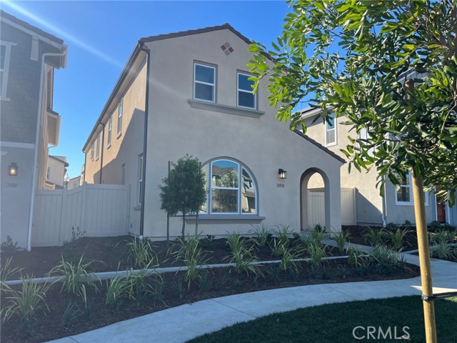 Front Image Thumbnail for CROC25276658