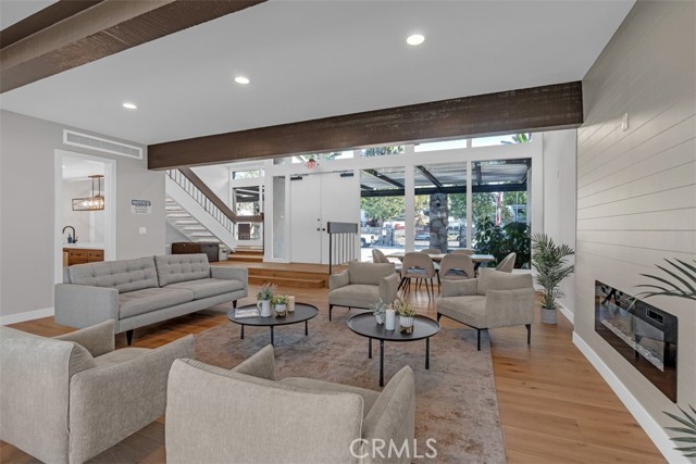 Detail Gallery Image 38 of 50 For 18645 Hatteras St #230,  Tarzana,  CA 91356 - 3 Beds | 2 Baths