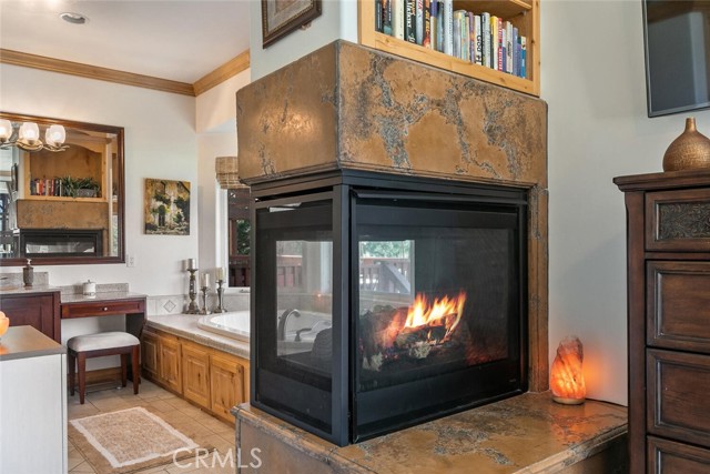 781 Brentwood Drive, Lake Arrowhead CA: https://media.crmls.org/medias/d65f78f7-f3de-4949-b2f3-bae37370b0f5.jpg