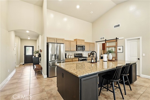Detail Gallery Image 8 of 54 For 4140 Mondavi Ave, Merced,  CA 95348 - 3 Beds | 2 Baths