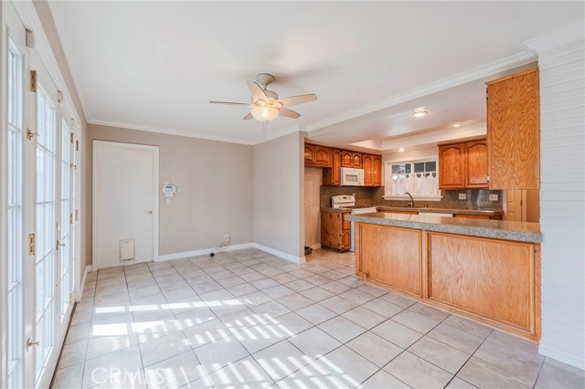 Detail Gallery Image 11 of 28 For 7041 Heil Ave, Huntington Beach,  CA 92647 - 3 Beds | 2 Baths