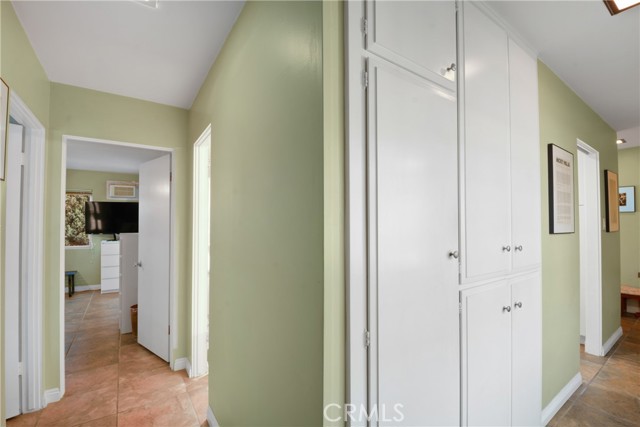 Detail Gallery Image 20 of 30 For 2101 E 2nd St #305,  Long Beach,  CA 90803 - 2 Beds | 2 Baths