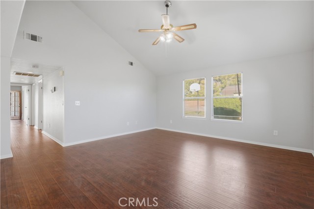 Detail Gallery Image 5 of 32 For 21601 Adler, California City,  CA 93505 - 3 Beds | 2 Baths