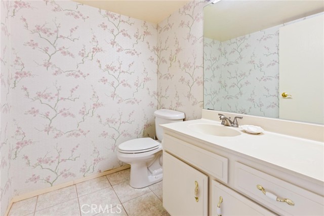 24055 Paseo Del Lago, Laguna Woods CA: https://media.crmls.org/medias/d662286a-aee3-4815-b1ab-d3b4e518fdd3.jpg