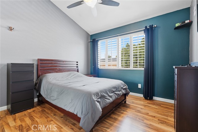 Detail Gallery Image 14 of 37 For 15735 Nordhoff St #11,  North Hills,  CA 91343 - 3 Beds | 3 Baths