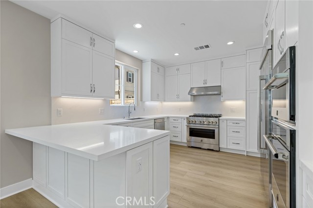 726 Olivier Drive, Placentia CA: https://media.crmls.org/medias/d663324d-5db7-479b-96b3-073e0cb0fdae.jpg