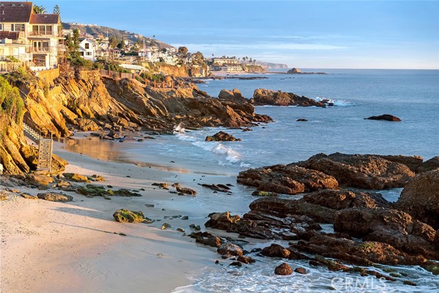 Detail Gallery Image 21 of 74 For 1907 Ocean Way, Laguna Beach,  CA 92651 - 4 Beds | 3/1 Baths