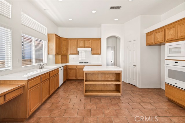 Detail Gallery Image 16 of 50 For 1750 Almond Tree St, Hemet,  CA 92545 - 2 Beds | 2/1 Baths