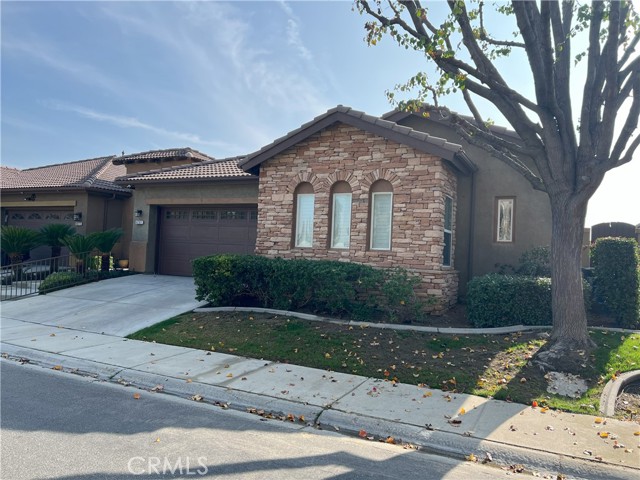 Detail Gallery Image 1 of 56 For 8701 Maggiore Ln, Bakersfield,  CA 93312 - 3 Beds | 2 Baths