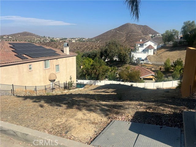 22871 Giant Fir, Canyon Lake CA: https://media.crmls.org/medias/d6647c78-fb87-4921-8c36-3b5a2597ba5f.jpg