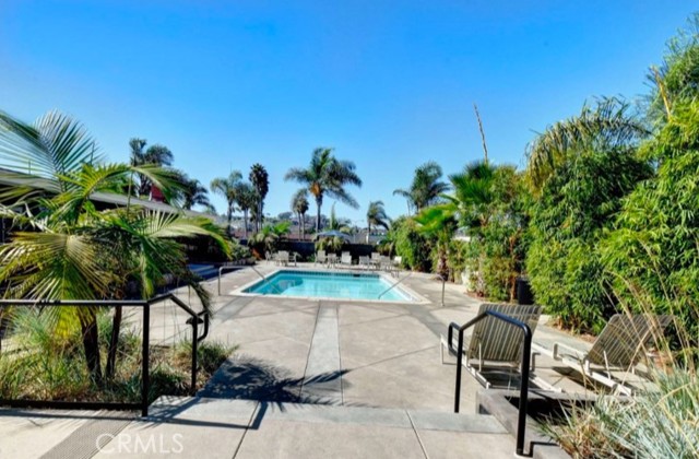 Detail Gallery Image 6 of 37 For 34052 Doheny Park Rd #114,  Dana Point,  CA 92624 - 2 Beds | 2 Baths