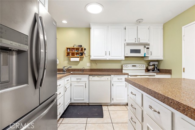 27831 Covington Way, Menifee CA: https://media.crmls.org/medias/d664f607-8451-4fdf-aacc-8704d7de8562.jpg