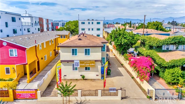Detail Gallery Image 29 of 32 For 1349 W 35th Pl, Los Angeles,  CA 90007 - – Beds | – Baths