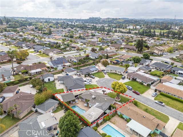 2033 E Duell Street, Glendora CA: https://media.crmls.org/medias/d666b484-61fd-40b0-82b2-0e6334035895.jpg