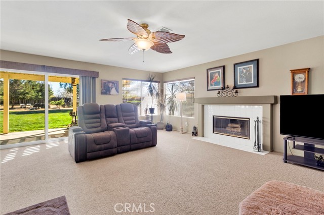 Detail Gallery Image 17 of 71 For 19149 San Jacinto Way, Apple Valley,  CA 92308 - 5 Beds | 3 Baths