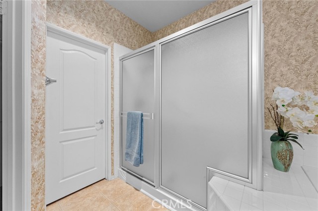 24217 Corte Cordoba, Murrieta CA: https://media.crmls.org/medias/d6677306-8158-47d5-81d5-1d8e1ff4351e.jpg