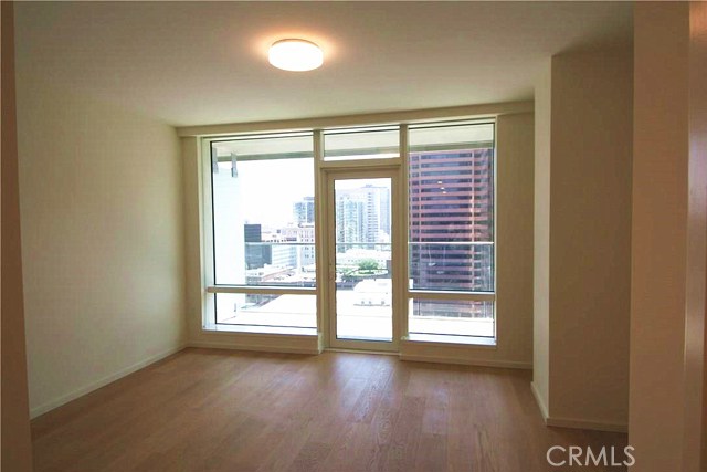 Front Image Thumbnail for CRCV26086954