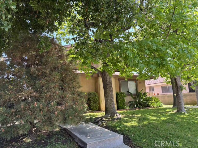2204 Orange Grove Avenue, Alhambra CA: https://media.crmls.org/medias/d667d18d-3732-40d4-9327-4a2fb77ea21d.jpg