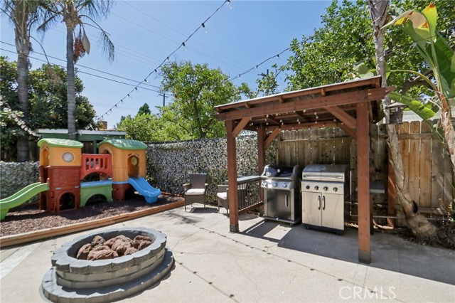 13340 Aetna Street, Valley Glen CA: https://media.crmls.org/medias/d667e78e-4d8f-4562-86de-4044fc0d5c7b.jpg