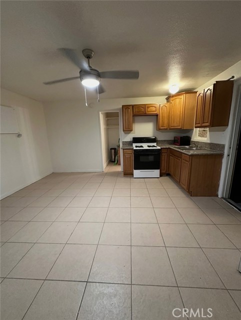 Detail Gallery Image 15 of 17 For 66385 Cahuilla Ave, Desert Hot Springs,  CA 92240 - 2 Beds | 2 Baths