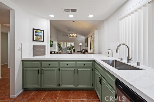 Detail Gallery Image 9 of 32 For 72299 Blueridge Ct, Palm Desert,  CA 92260 - 2 Beds | 2 Baths