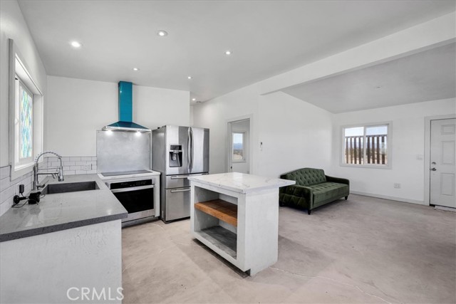 Detail Gallery Image 10 of 35 For 86515 Amboy Rd, Twentynine Palms,  CA 92277 - 1 Beds | 1 Baths