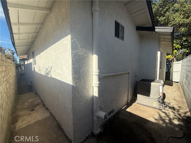 Detail Gallery Image 20 of 52 For 10358 Eldora Ave, Sunland,  CA 91040 - 2 Beds | 2 Baths