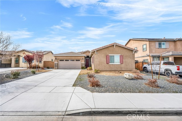 16252 Gibson Street, Victorville CA: https://media.crmls.org/medias/d6691fd5-4a3b-4c9d-8a8b-0ca25efa36e7.jpg