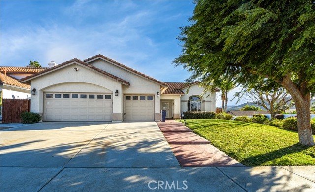 Detail Gallery Image 4 of 36 For 23025 Twinflower, Wildomar,  CA 92595 - 4 Beds | 2 Baths