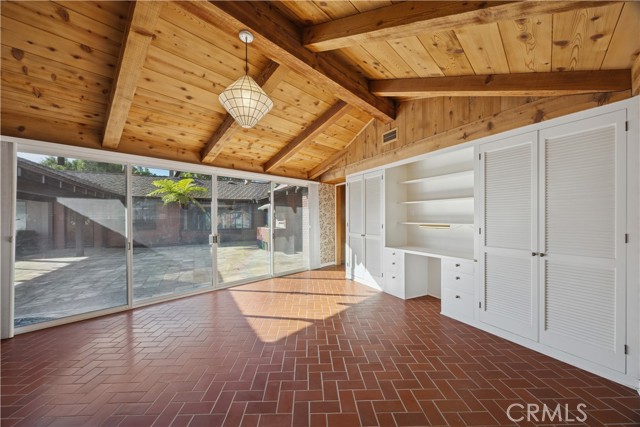 25 Buena Vista Avenue, San Luis Obispo CA: https://media.crmls.org/medias/d66929ef-be75-4734-b64c-6c7c47ffacf2.jpg