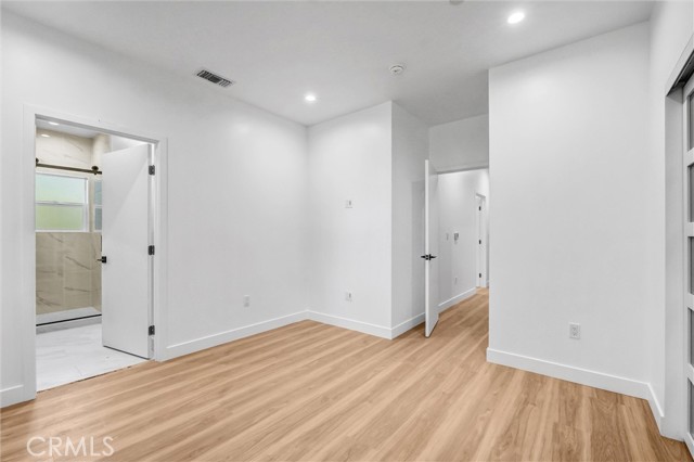 7320 Newcastle, Reseda CA: https://media.crmls.org/medias/d66a4b9b-455a-4f48-ab30-28084d4ea324.jpg