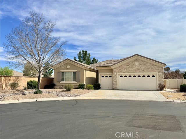 Detail Gallery Image 4 of 34 For 10906 Rockaway Glen, Apple Valley,  CA 92308 - 2 Beds | 2/1 Baths