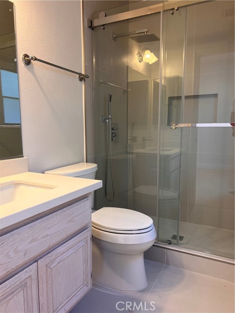 Detail Gallery Image 15 of 40 For 5300 La Fiesta, Yorba Linda,  CA 92887 - 5 Beds | 4/1 Baths