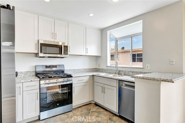 7420 Corbin ave, 8 photo 9