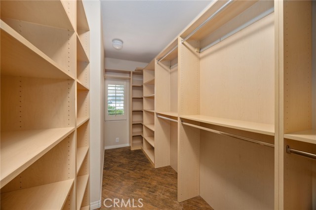 5675 W Overlook Drive, Rancho Cucamonga CA: https://media.crmls.org/medias/d66d54b3-e376-4cf8-8527-ff66d7ab3848.jpg