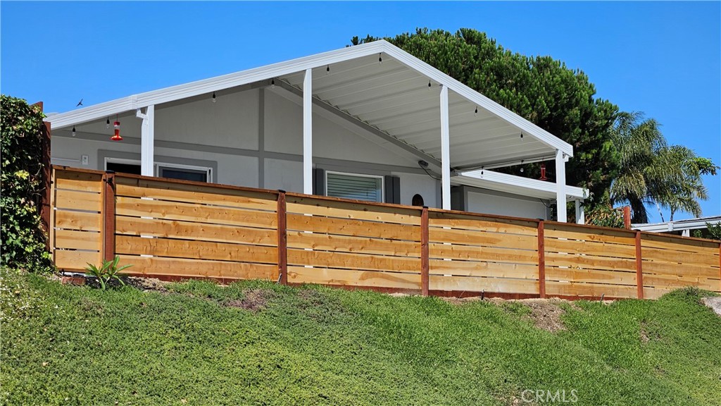 350 El Camino Real - photo 11