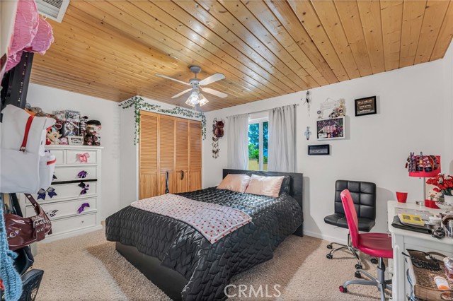 Detail Gallery Image 21 of 30 For 9707 Foothill, Sylmar,  CA 91342 - 4 Beds | 3 Baths