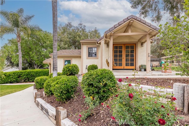 29620 Valle Olvera, Temecula CA: https://media.crmls.org/medias/d66ee2ac-71de-41ca-9dcb-9c12617ef0c3.jpg