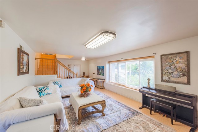 Detail Gallery Image 3 of 23 For 1245 Oakhaven Rd, Arcadia,  CA 91006 - 4 Beds | 4 Baths