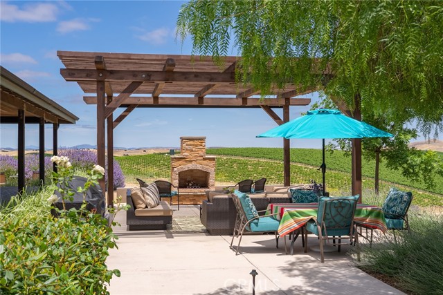 Detail Gallery Image 48 of 58 For 950 Indian Dune Rd, Paso Robles,  CA 93451 - 5 Beds | 4 Baths