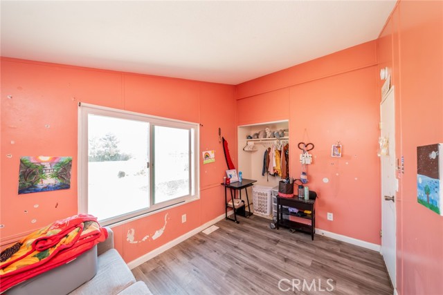 11930 Baldy Mesa Road, Victorville CA: https://media.crmls.org/medias/d670143f-6c15-4651-813e-3b1fd80d4453.jpg