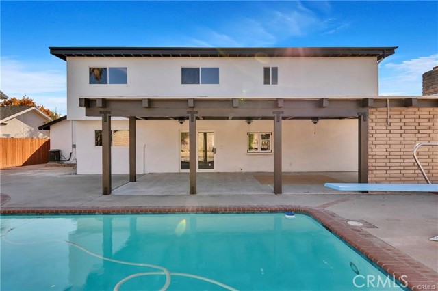 Detail Gallery Image 33 of 38 For 1076 Westbrook St, Corona,  CA 92878 - 4 Beds | 2/1 Baths