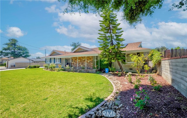 Detail Gallery Image 4 of 13 For 2215 El Monte Ave, Arcadia,  CA 91007 - 4 Beds | 4/1 Baths