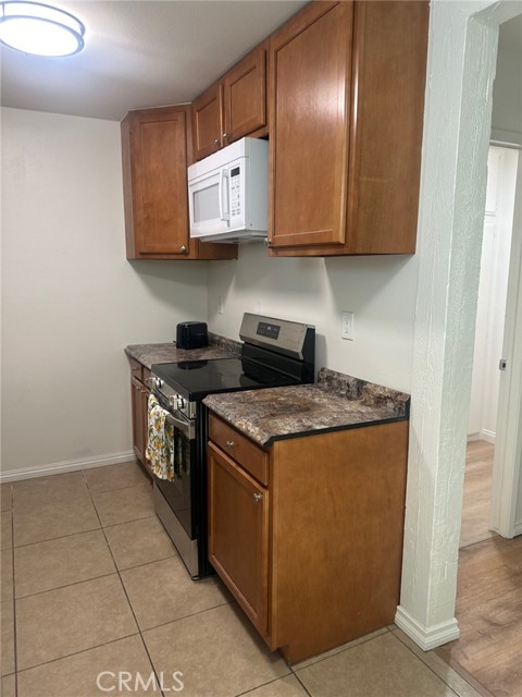 Detail Gallery Image 10 of 36 For 1000 W Macarthur Bld #100,  Santa Ana,  CA 92707 - 1 Beds | 1 Baths